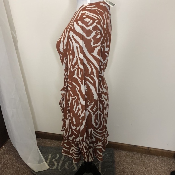 V ery j brown and white sheer long sleeve mini dress size small - Picture 6 of 10